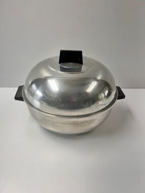 Vintage West Bend Aluminum Serving Oven Bun Warmer 3 Pieces Basket Silver